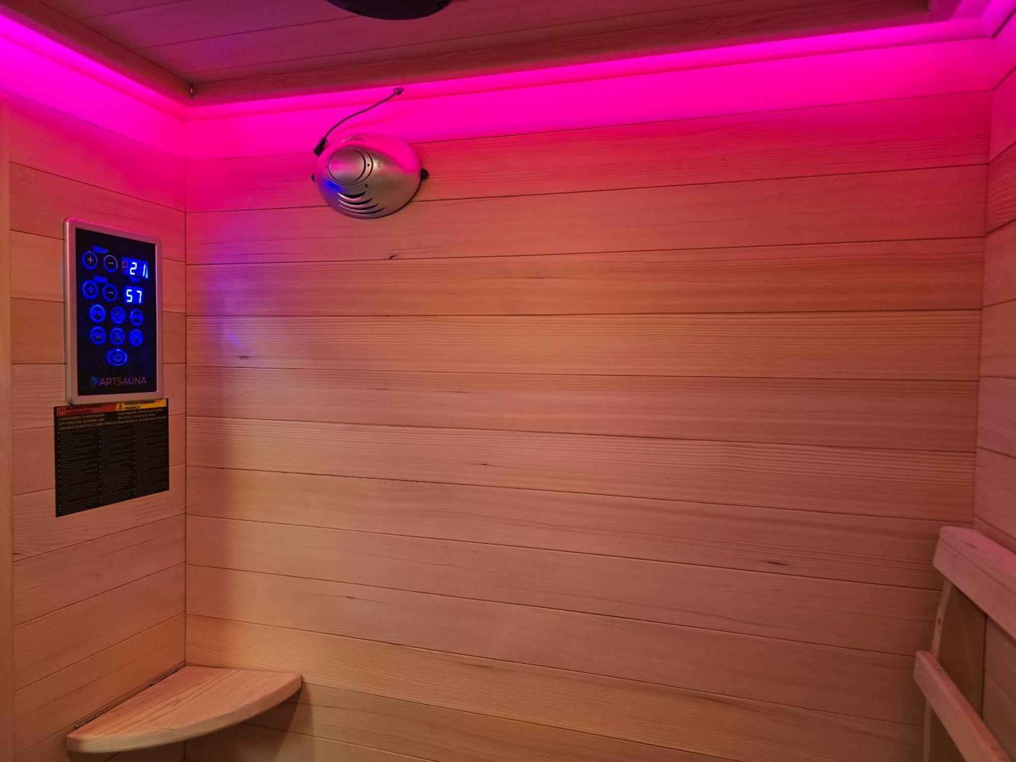 Luxus City Apartment Sauna Balkon Kueche Zentral Росток Екстериор снимка